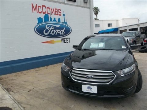 Tuxedo Black Metallic 2013 Ford Taurus SEL