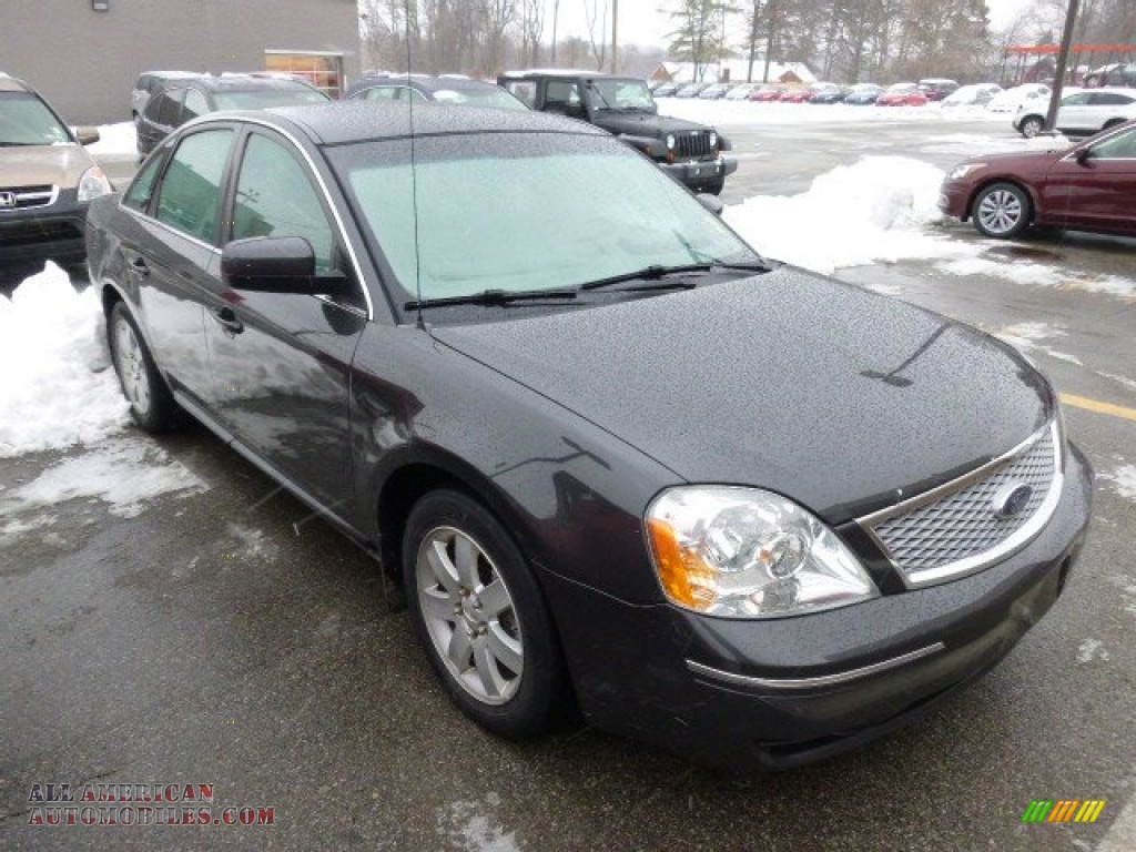 Alloy Metallic / Shale Ford Five Hundred SEL