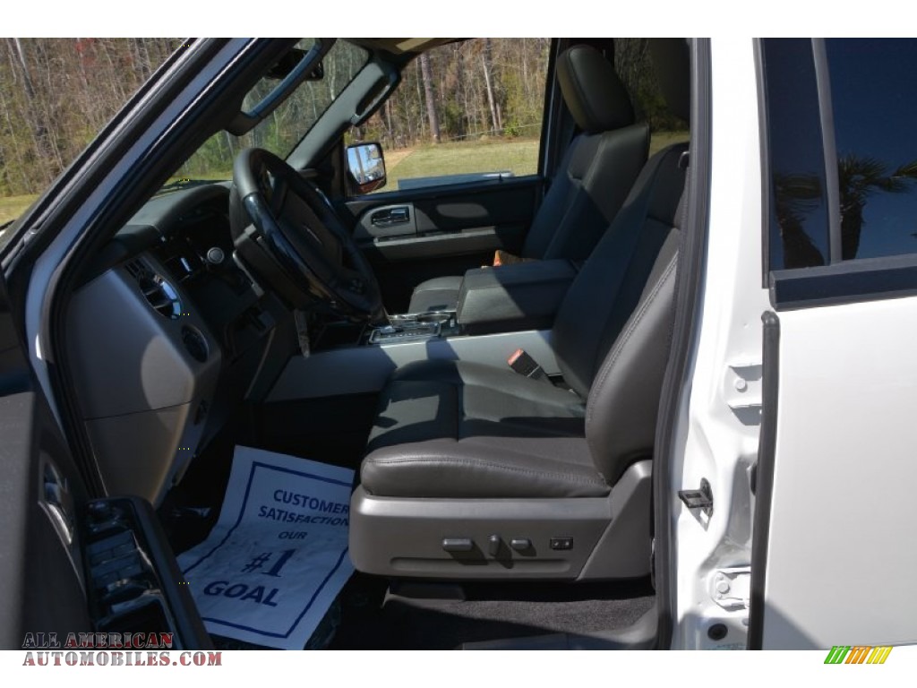 2014 Expedition Limited 4x4 - Oxford White / Charcoal Black photo #21