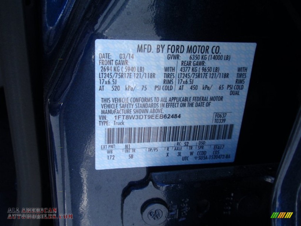 2014 F350 Super Duty Lariat Crew Cab 4x4 Dually - Blue Jeans Metallic / Black photo #36