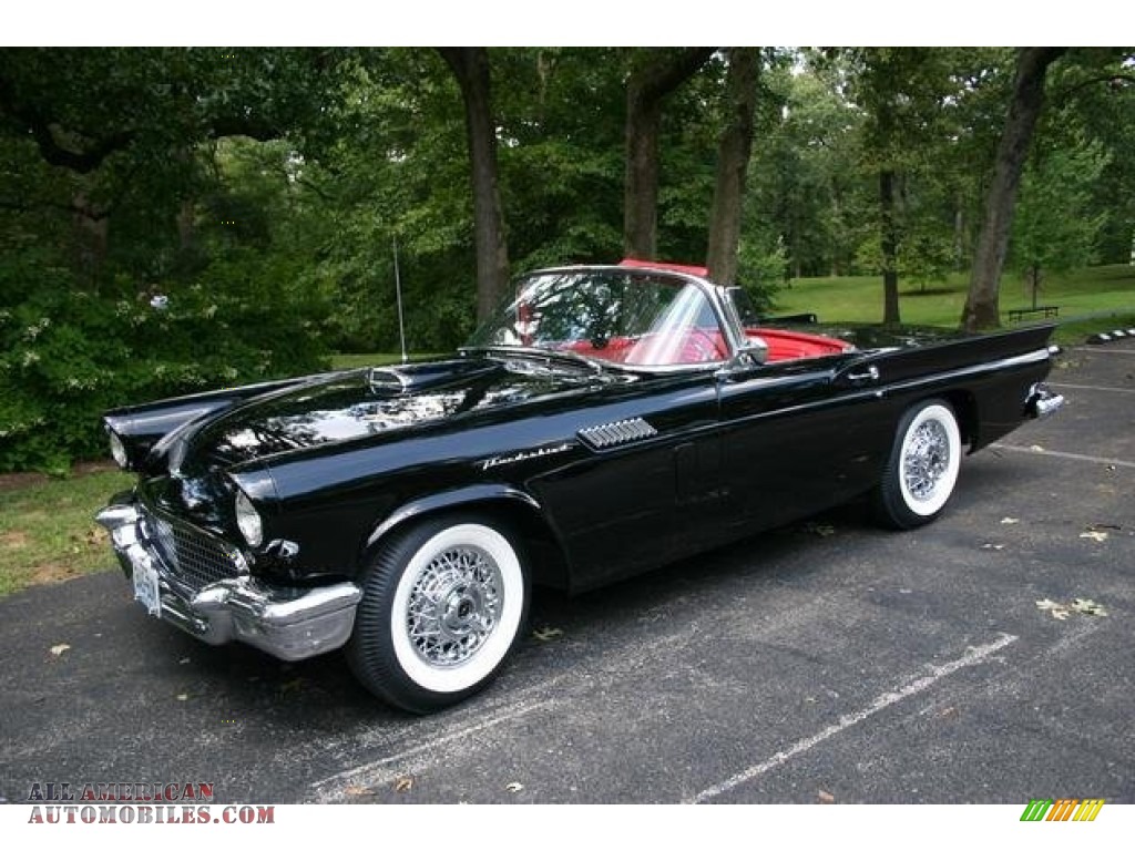 Raven Black / Flame Red Ford Thunderbird Convertible
