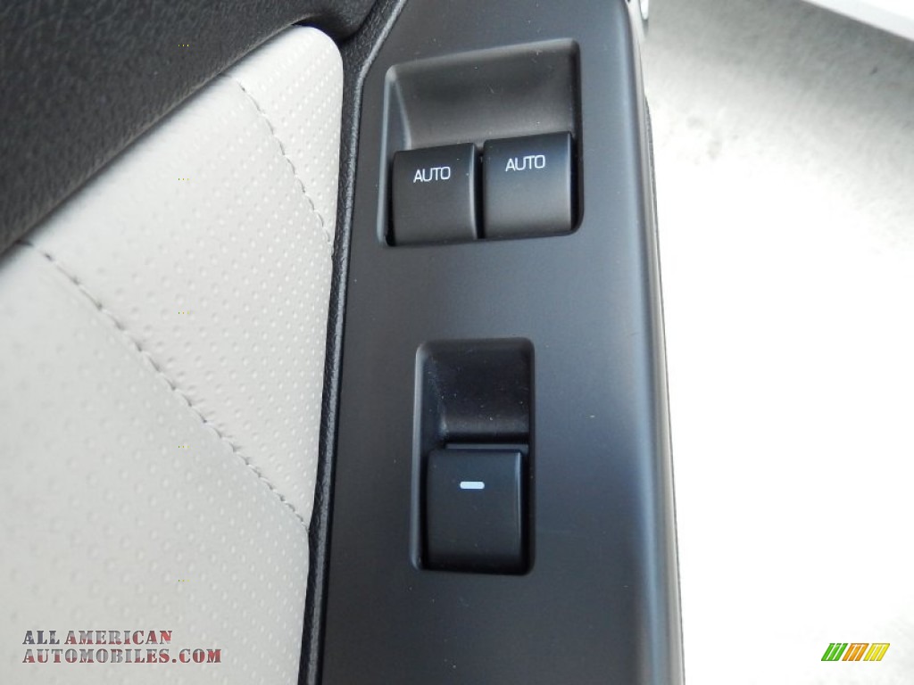 2014 Mustang V6 Premium Convertible - Oxford White / Medium Stone photo #13