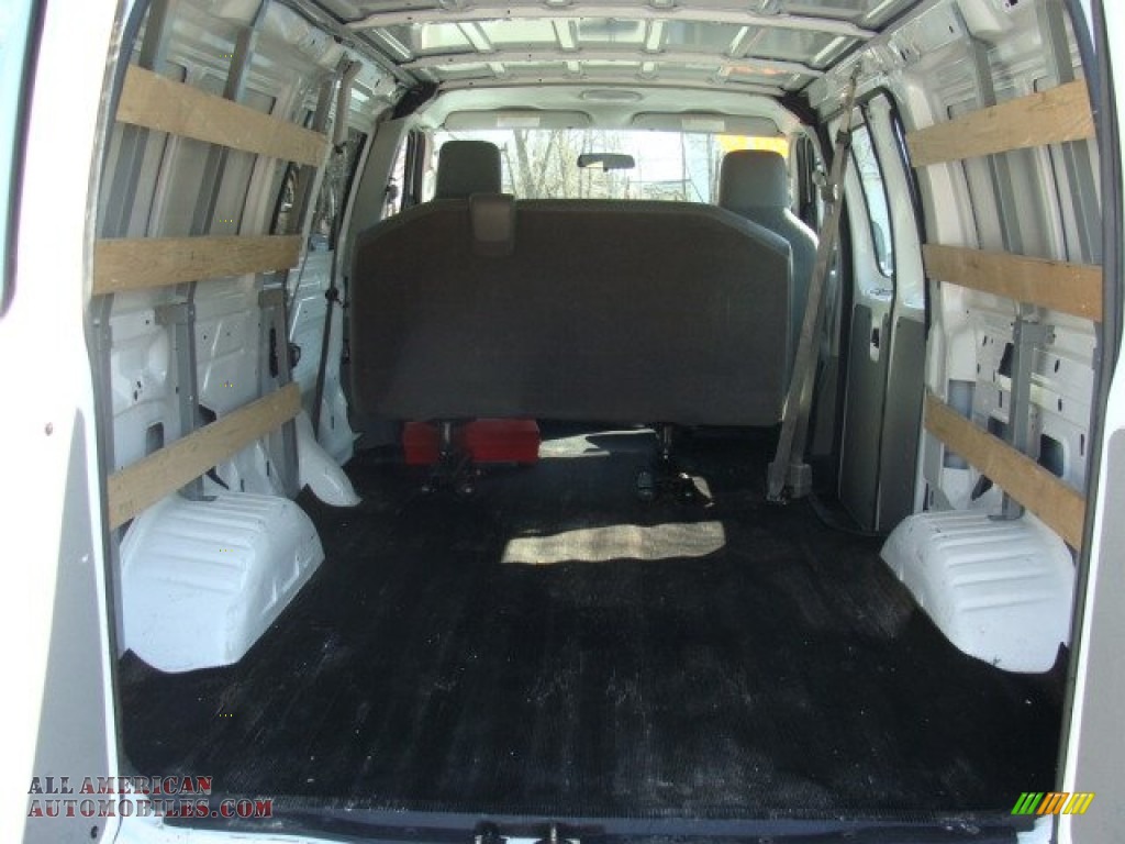 2012 E Series Van E250 Cargo - Oxford White / Medium Flint photo #20