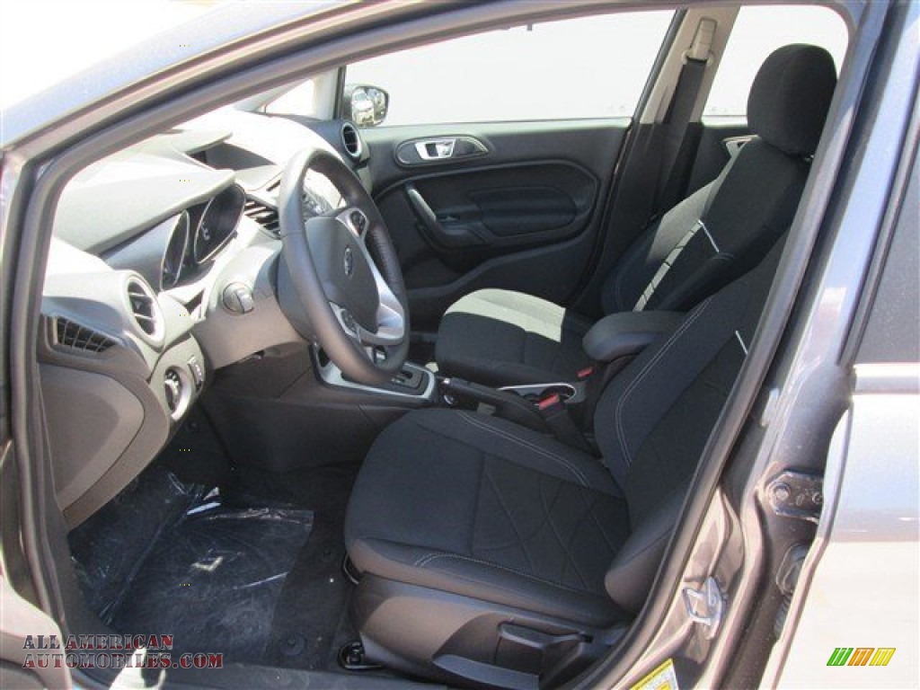 2014 Fiesta SE Sedan - Storm Gray / Charcoal Black photo #3