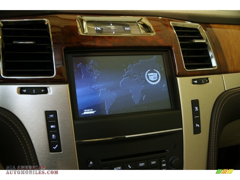 2011 Escalade Platinum AWD - Black Raven / Cocoa/Light Linen Tehama Leather photo #13