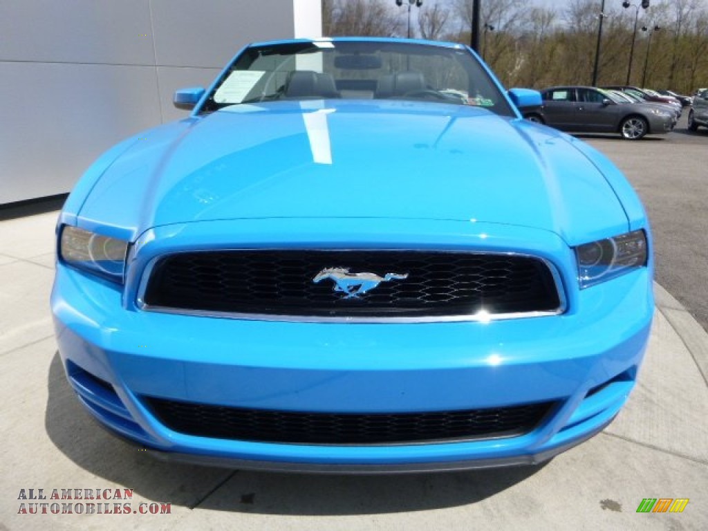 2014 Mustang V6 Premium Convertible - Grabber Blue / Charcoal Black photo #8
