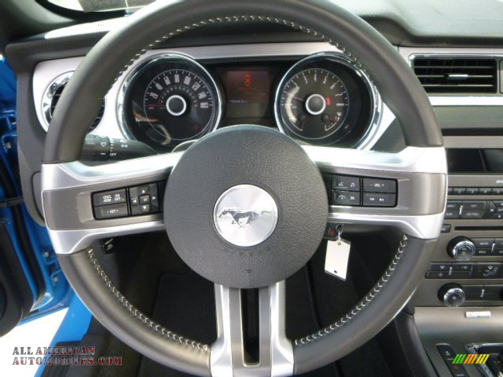 2014 Mustang V6 Premium Convertible - Grabber Blue / Charcoal Black photo #20