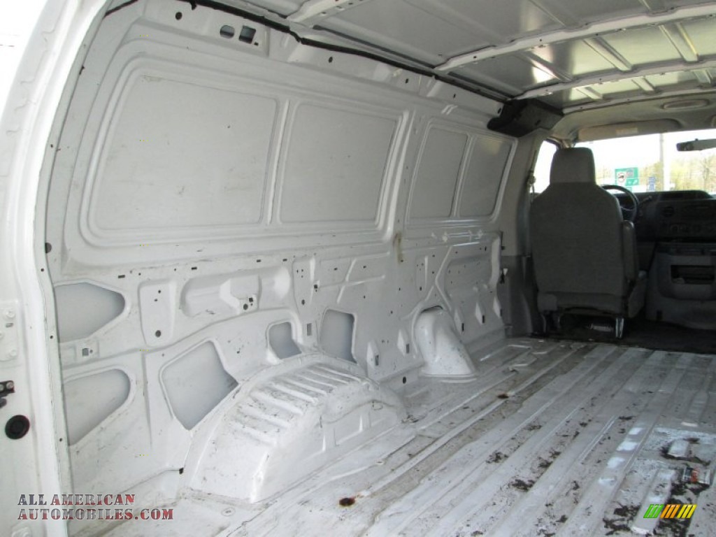 2011 E Series Van E150 Commercial - Oxford White / Medium Flint photo #25