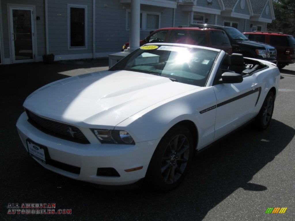 2011 Mustang V6 Convertible - Performance White / Charcoal Black photo #3