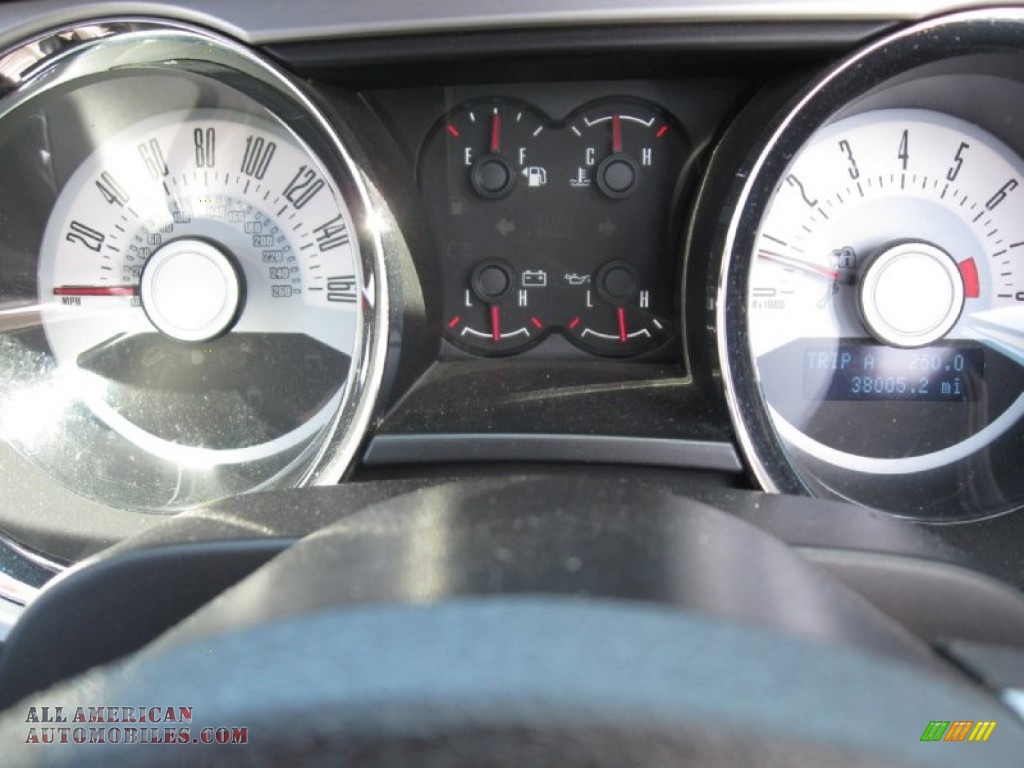 2011 Mustang V6 Convertible - Performance White / Charcoal Black photo #15