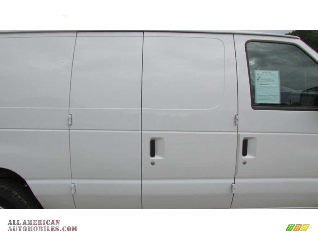 2014 E-Series Van E250 Cargo Van - Oxford White / Medium Flint photo #21