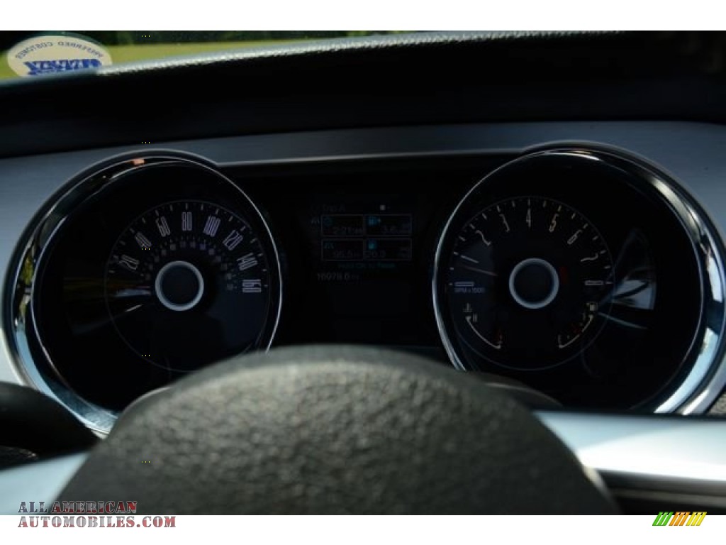 2014 Mustang V6 Premium Convertible - Ingot Silver / Charcoal Black photo #22