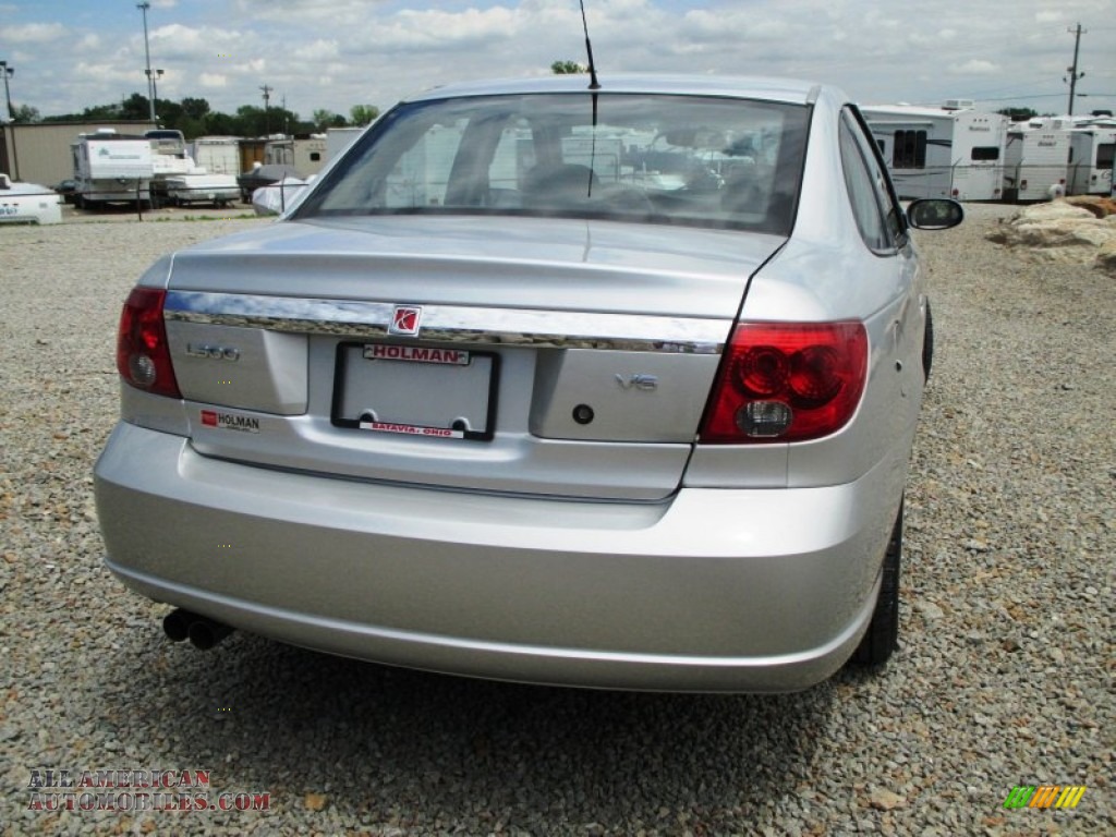 2004 L300 2 Sedan - Silver Platinum / Gray photo #23