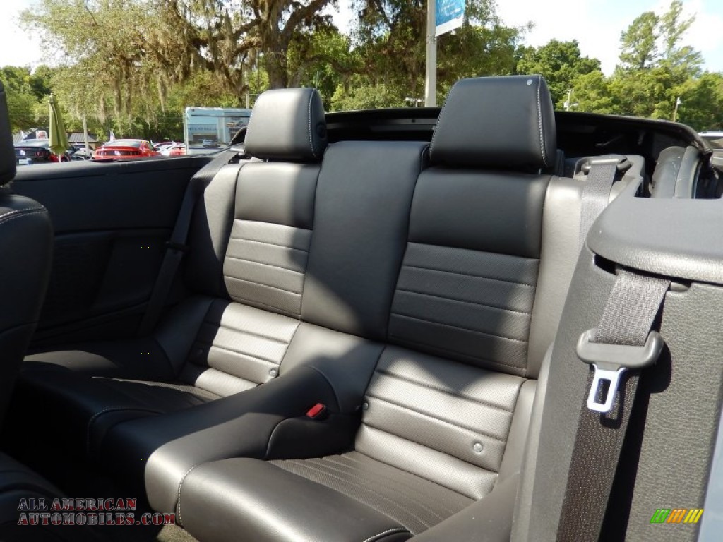 2014 Mustang V6 Premium Convertible - Oxford White / Charcoal Black photo #17