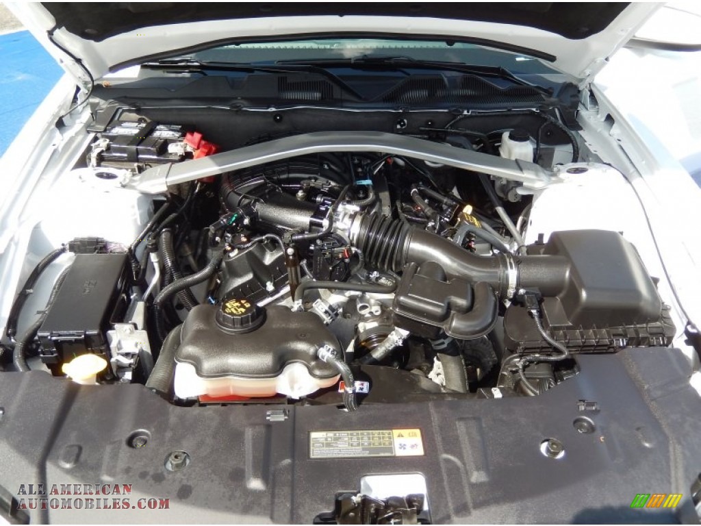 2014 Mustang V6 Premium Convertible - Oxford White / Charcoal Black photo #26