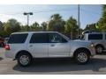 Ford Expedition XLT Ingot Silver photo #2