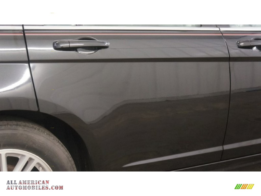 2007 Sebring Touring Sedan - Brilliant Black Crystal Pearl / Dark Slate Gray/Light Slate Gray photo #55