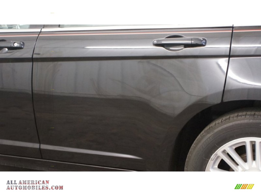 2007 Sebring Touring Sedan - Brilliant Black Crystal Pearl / Dark Slate Gray/Light Slate Gray photo #64
