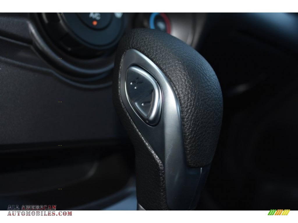 2015 Fiesta S Sedan - Oxford White / Charcoal Black photo #17
