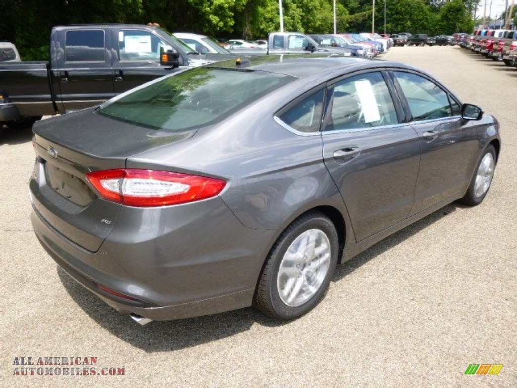 2014 Fusion SE - Sterling Gray / Charcoal Black photo #8