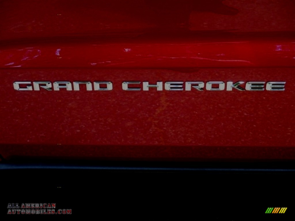 2014 Grand Cherokee Limited 4x4 - Deep Cherry Red Crystal Pearl / New Zealand Black/Light Frost photo #33