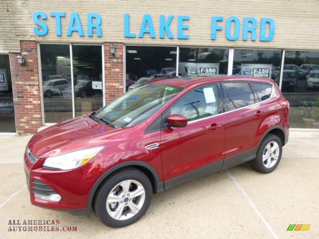 2014 Escape SE 2.0L EcoBoost 4WD - Ruby Red / Charcoal Black photo #1