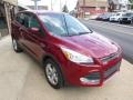Ford Escape SE 2.0L EcoBoost 4WD Ruby Red photo #3