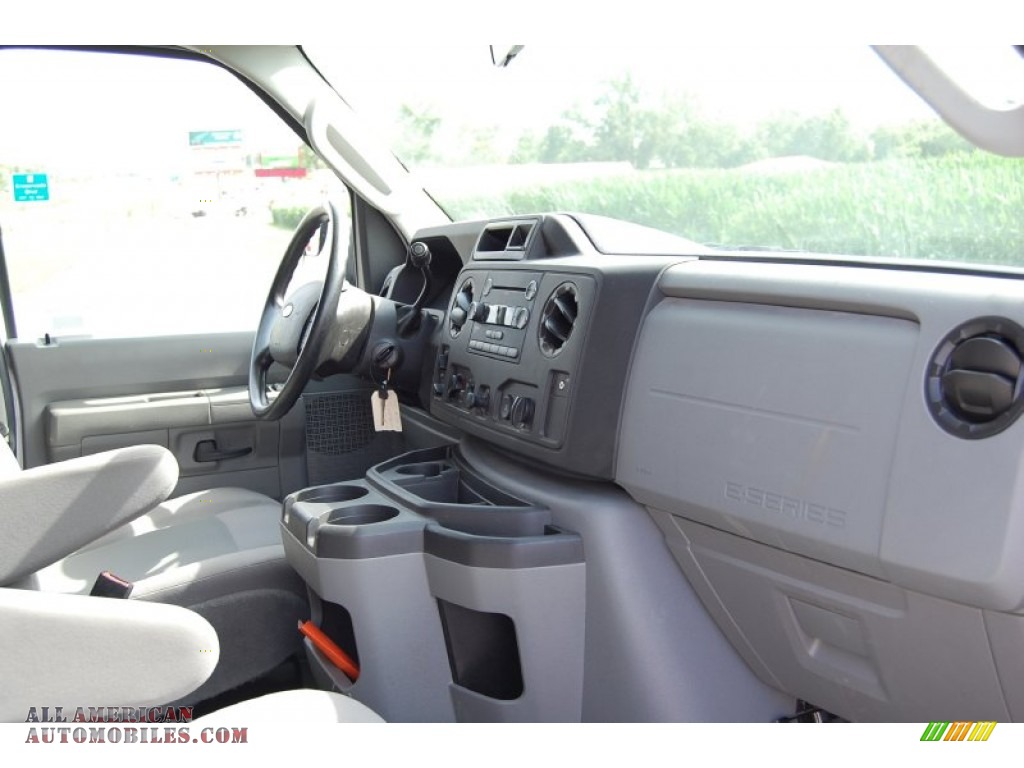 2012 E Series Van E350 XLT Extended Passenger - Oxford White / Medium Flint photo #12