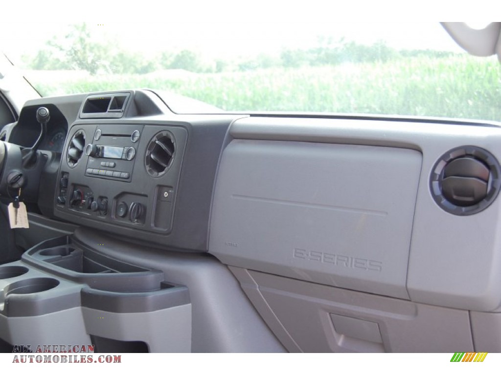 2012 E Series Van E350 XLT Extended Passenger - Oxford White / Medium Flint photo #13