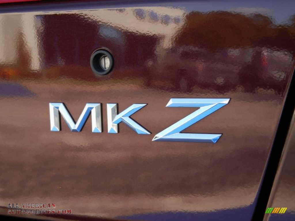 2011 MKZ FWD - Bordeaux Reserve Metallic / Dark Charcoal photo #9