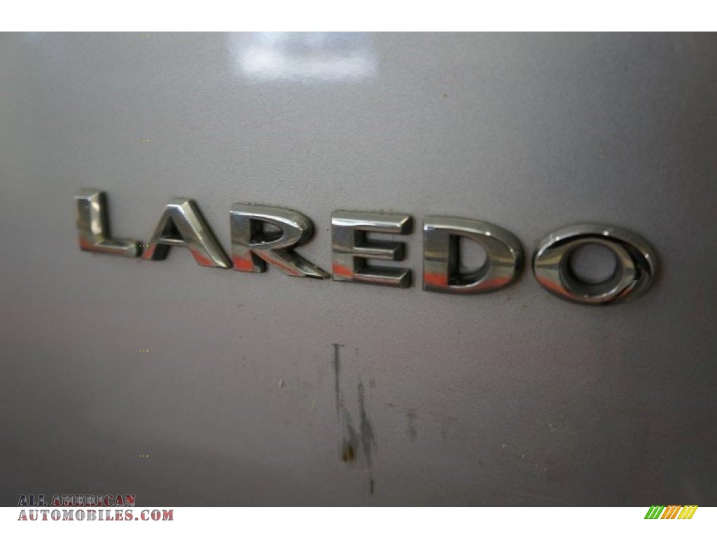 2005 Grand Cherokee Laredo 4x4 - Bright Silver Metallic / Medium Slate Gray photo #68