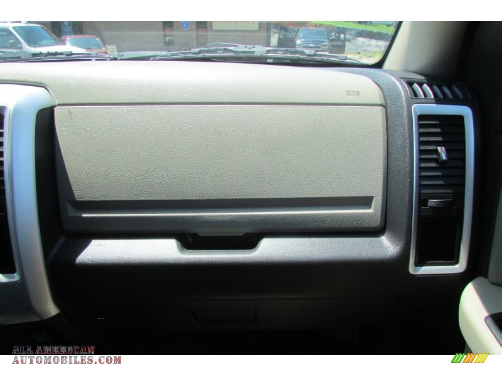 2011 Ram 1500 SLT Quad Cab 4x4 - Brilliant Black Crystal Pearl / Dark Slate Gray/Medium Graystone photo #23