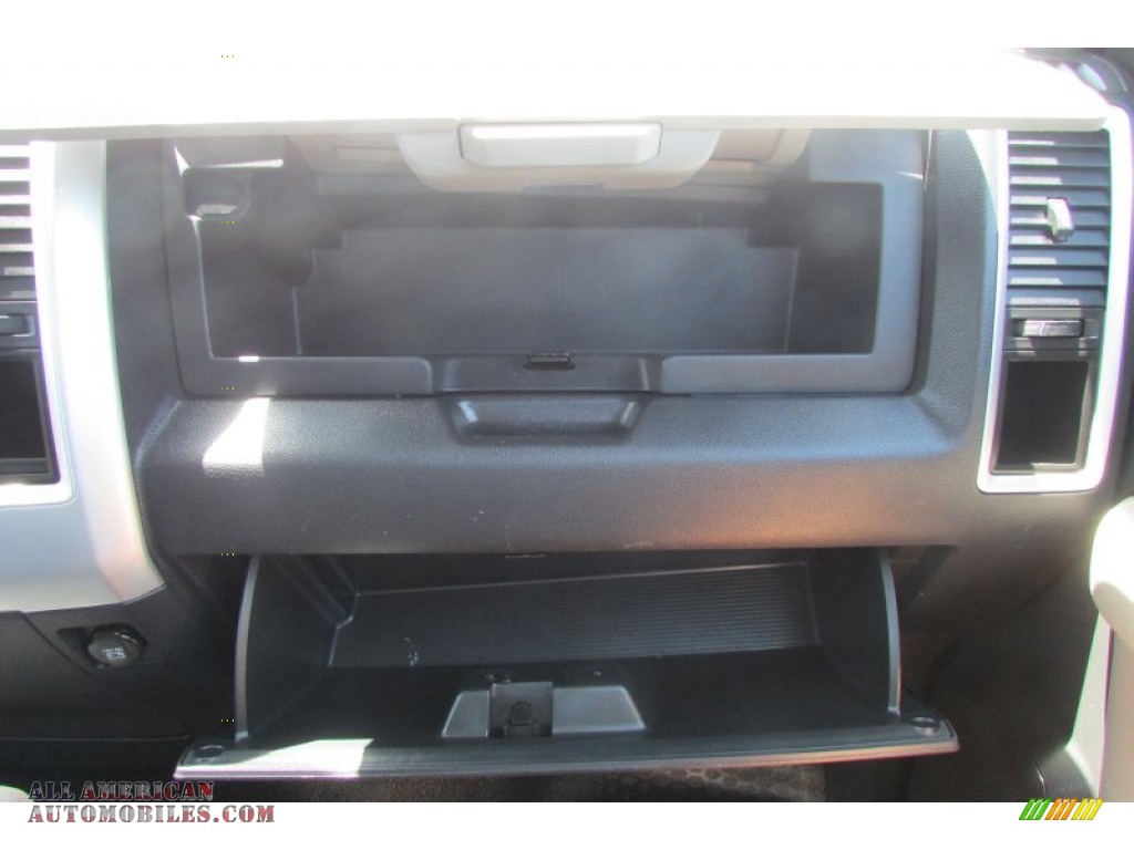 2011 Ram 1500 SLT Quad Cab 4x4 - Brilliant Black Crystal Pearl / Dark Slate Gray/Medium Graystone photo #24