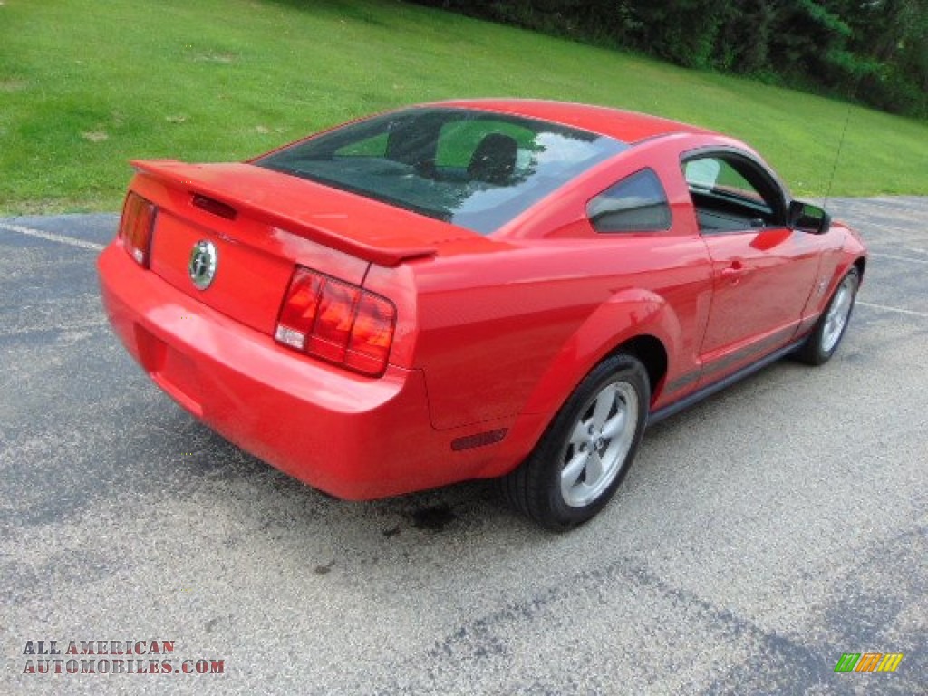 2007 Mustang V6 Deluxe Coupe - Torch Red / Dark Charcoal photo #8