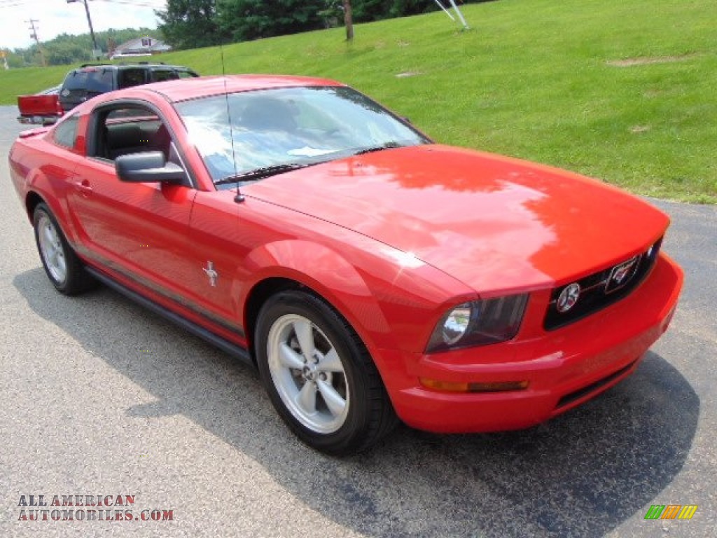 2007 Mustang V6 Deluxe Coupe - Torch Red / Dark Charcoal photo #11