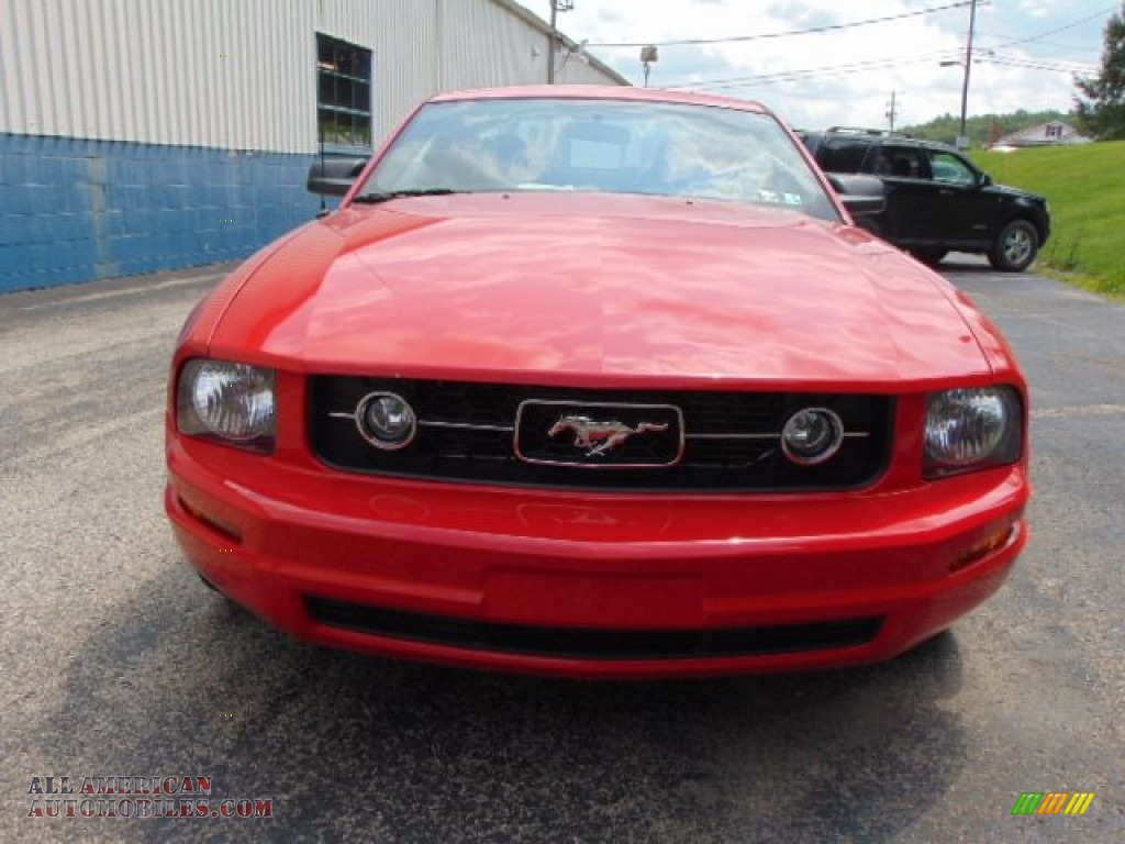 2007 Mustang V6 Deluxe Coupe - Torch Red / Dark Charcoal photo #12