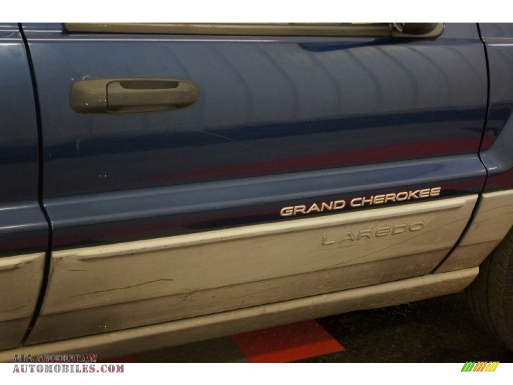 2000 Grand Cherokee Laredo 4x4 - Patriot Blue Pearlcoat / Agate photo #48