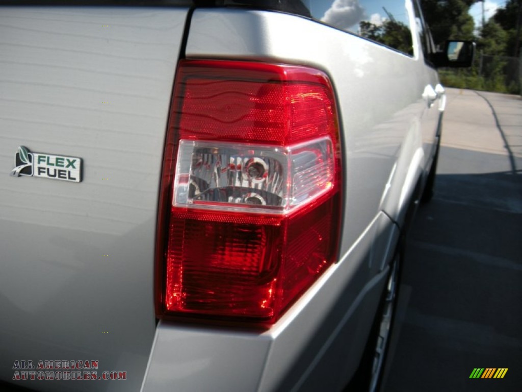 2010 Expedition EL Limited - Ingot Silver Metallic / Charcoal Black photo #20
