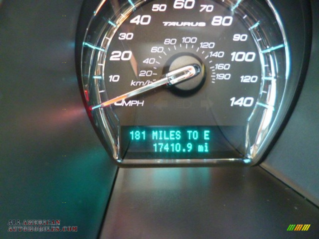 2011 Taurus SEL AWD - Sterling Grey / Charcoal Black photo #17