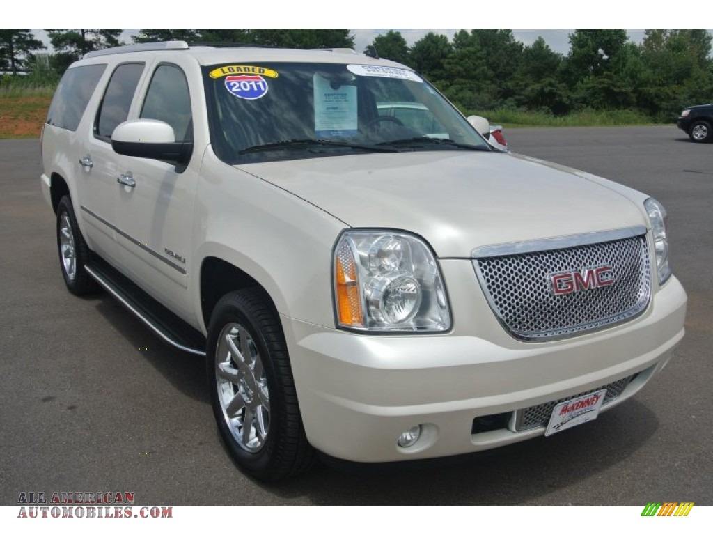 2011 Gmc Yukon Xl Denali Awd In White Diamond Tintcoat Photo #3 