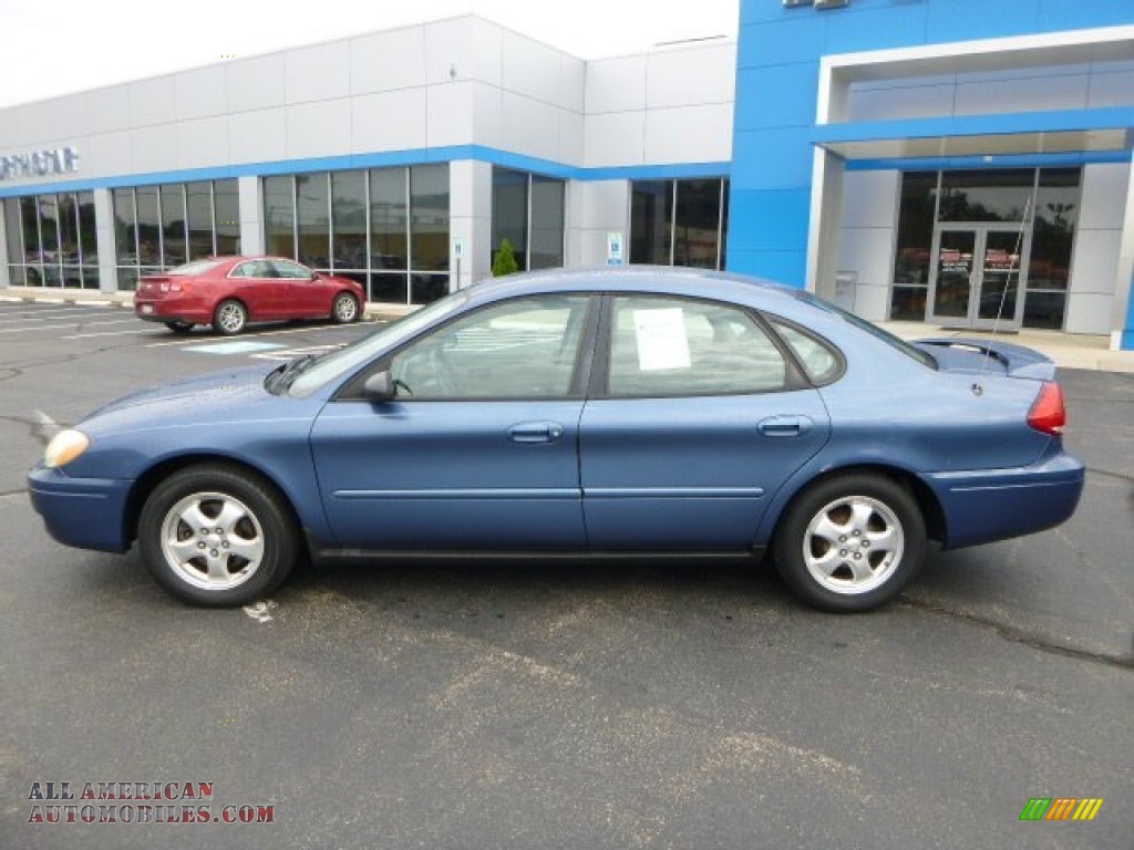 2004 Taurus SES Sedan - True Blue Metallic / Medium Graphite photo #2
