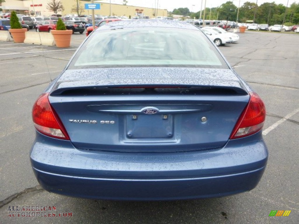 2004 Taurus SES Sedan - True Blue Metallic / Medium Graphite photo #4