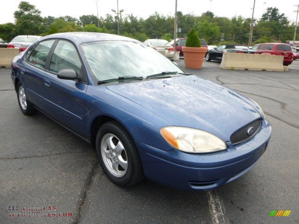 2004 Taurus SES Sedan - True Blue Metallic / Medium Graphite photo #7