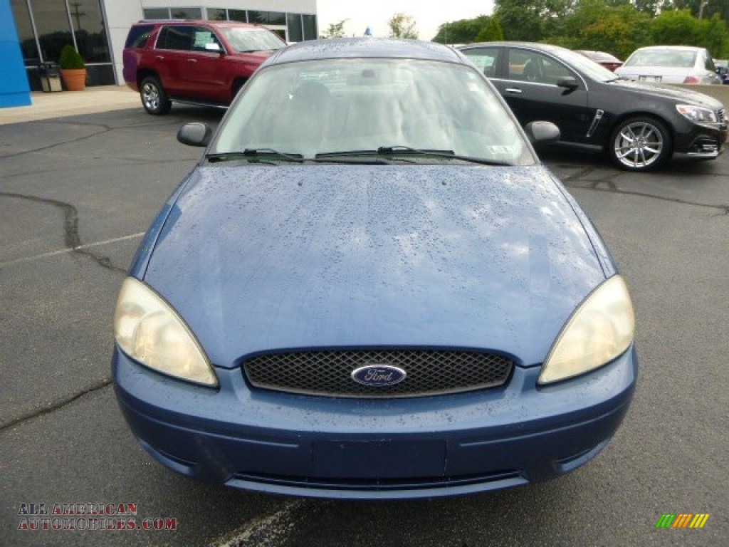 2004 Taurus SES Sedan - True Blue Metallic / Medium Graphite photo #8