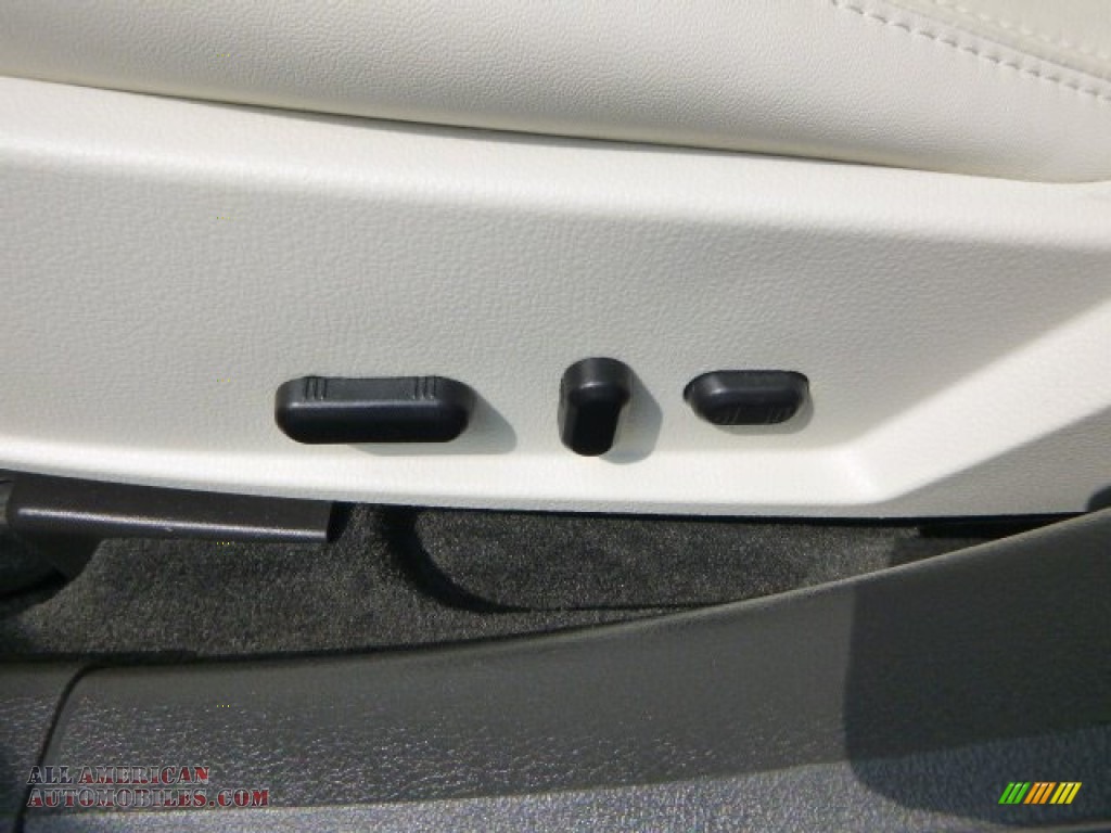 2012 MKZ AWD - White Platinum Metallic Tri-Coat / Cashmere photo #19