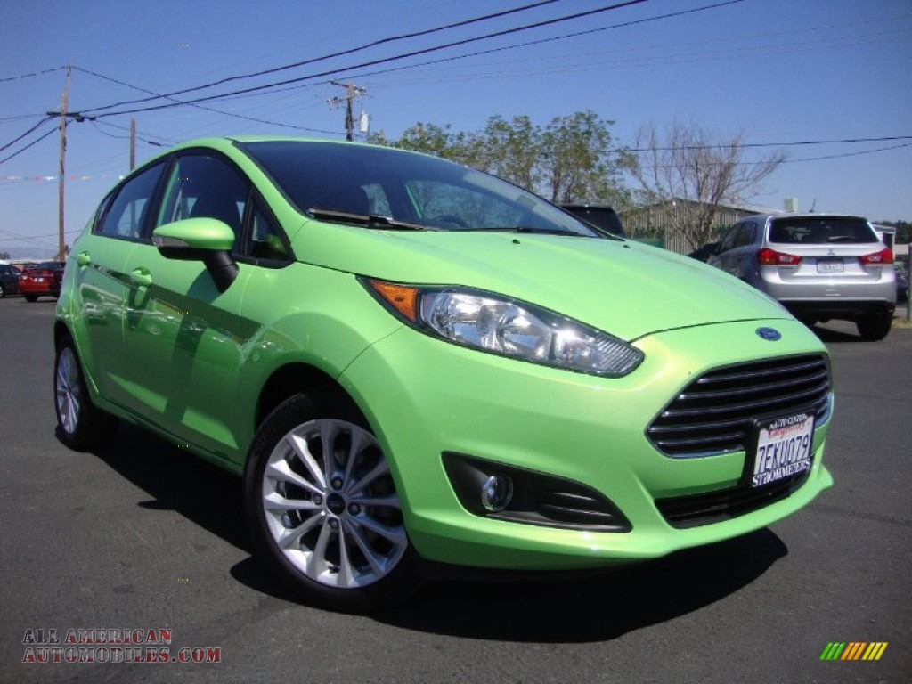 2014 Fiesta SE Hatchback - Green Envy / Charcoal Black photo #1