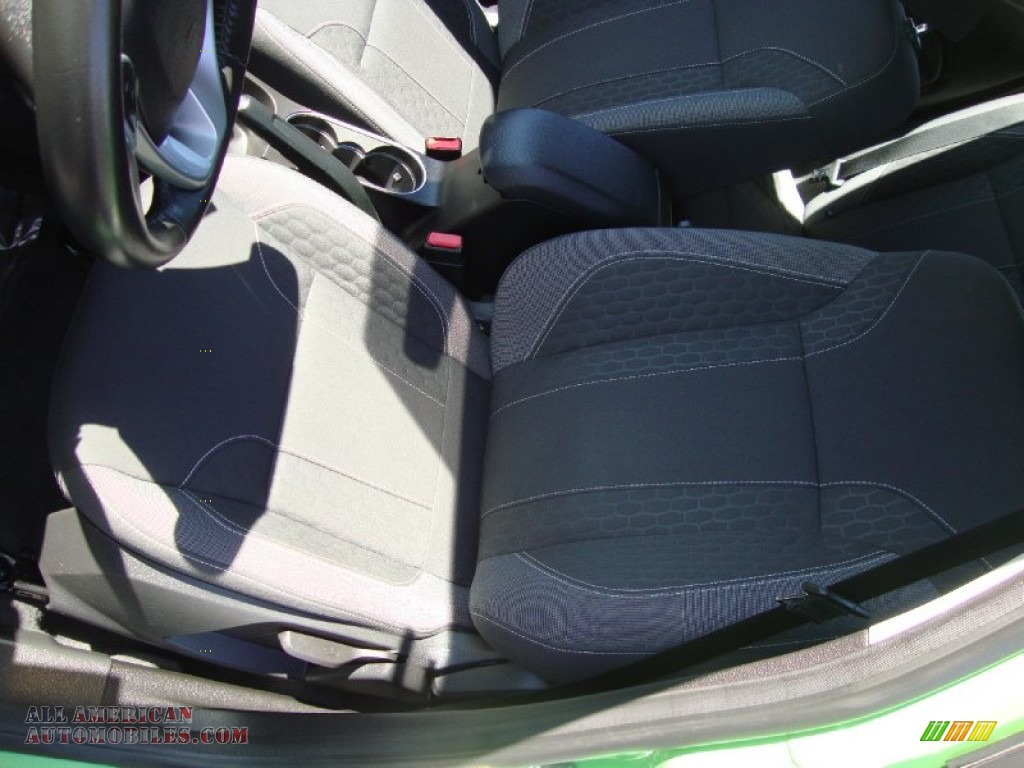 2014 Fiesta SE Hatchback - Green Envy / Charcoal Black photo #19