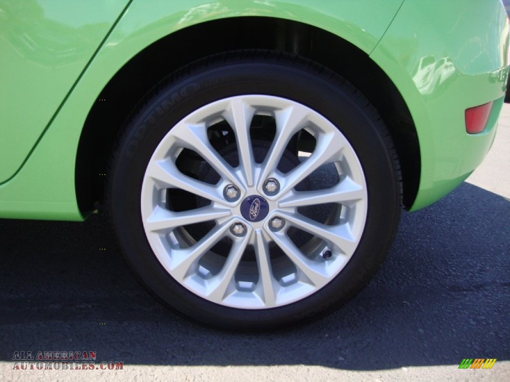 2014 Fiesta SE Hatchback - Green Envy / Charcoal Black photo #25