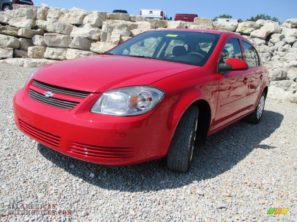 2010 Cobalt LT Sedan - Victory Red / Ebony photo #2