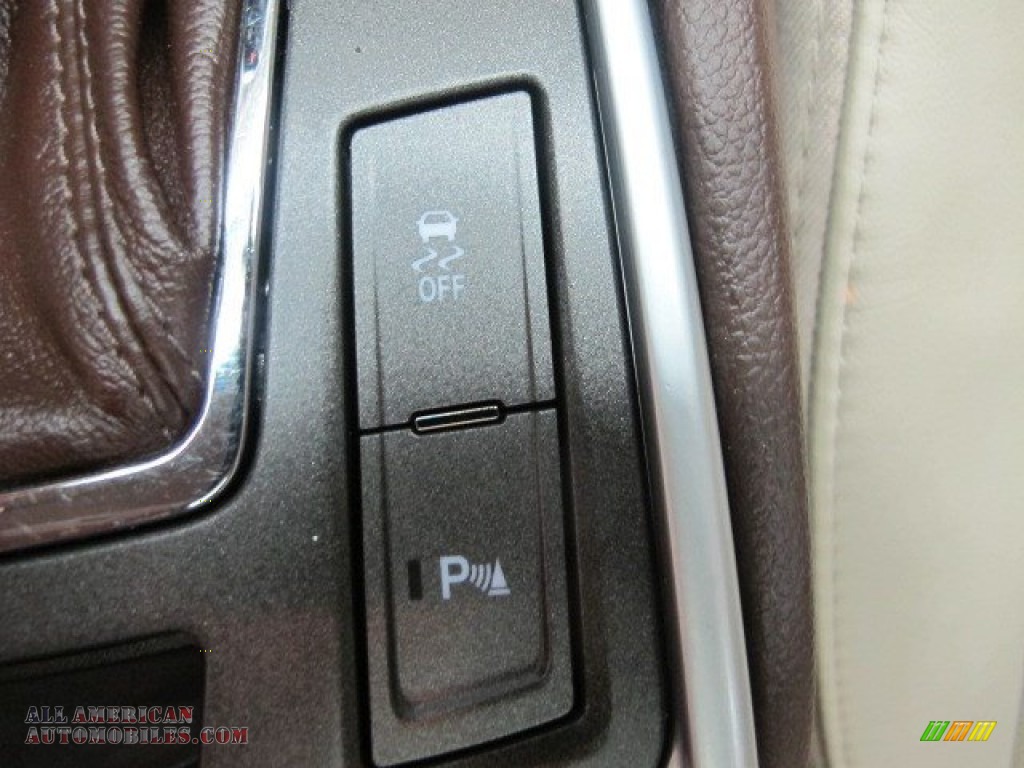 2011 SRX 4 V6 AWD - Gold Mist Metallic / Shale/Brownstone photo #40